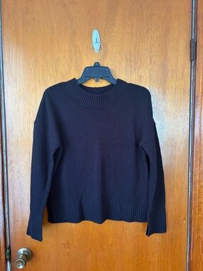 Sonoma Black Crewneck Sweater
